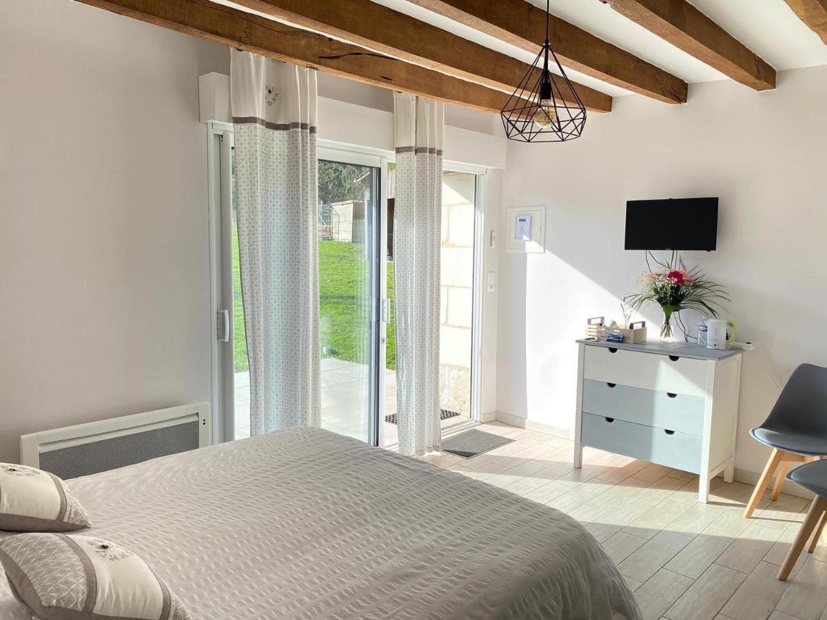 Les Mariniers Chambres D'Hotes -Guest House - Bain Nordique En Option Mareuil-sur-Cher Exterior photo