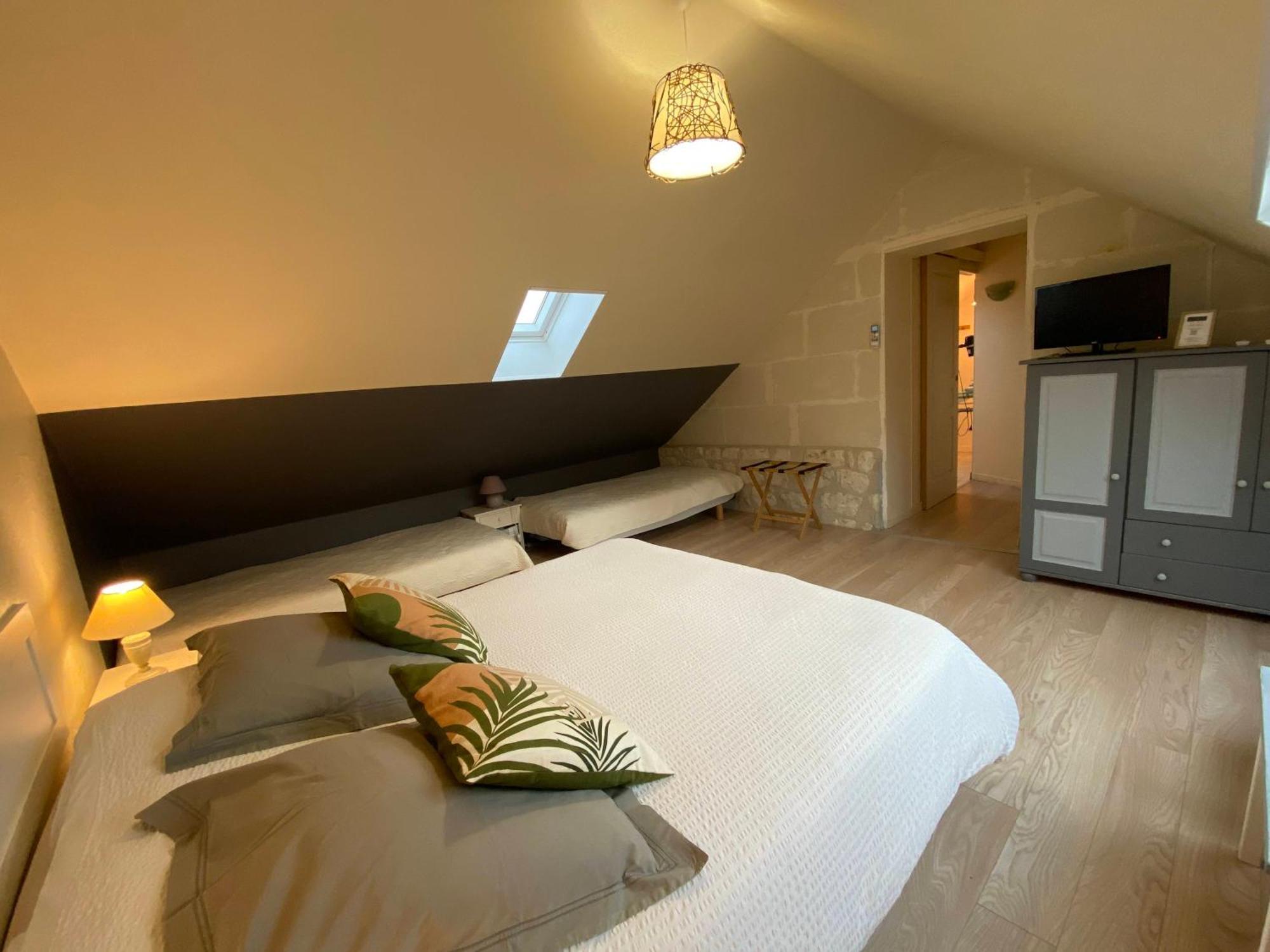 Les Mariniers Chambres D'Hotes -Guest House - Bain Nordique En Option Mareuil-sur-Cher Exterior photo